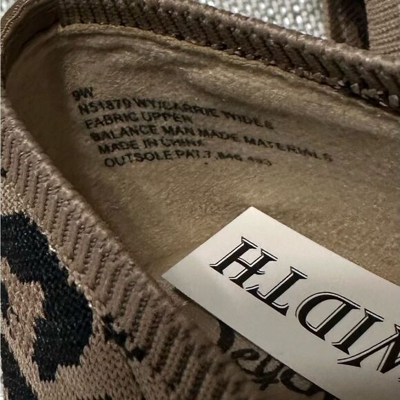 Seychelles 8W/9W Tan Brown Black Animal Leppard Print Knit Memory Foam Flats - Picture 8 of 9